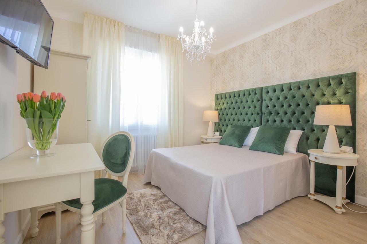 Crys: Apartments, Holiday, Business, Verde Vérone Extérieur photo