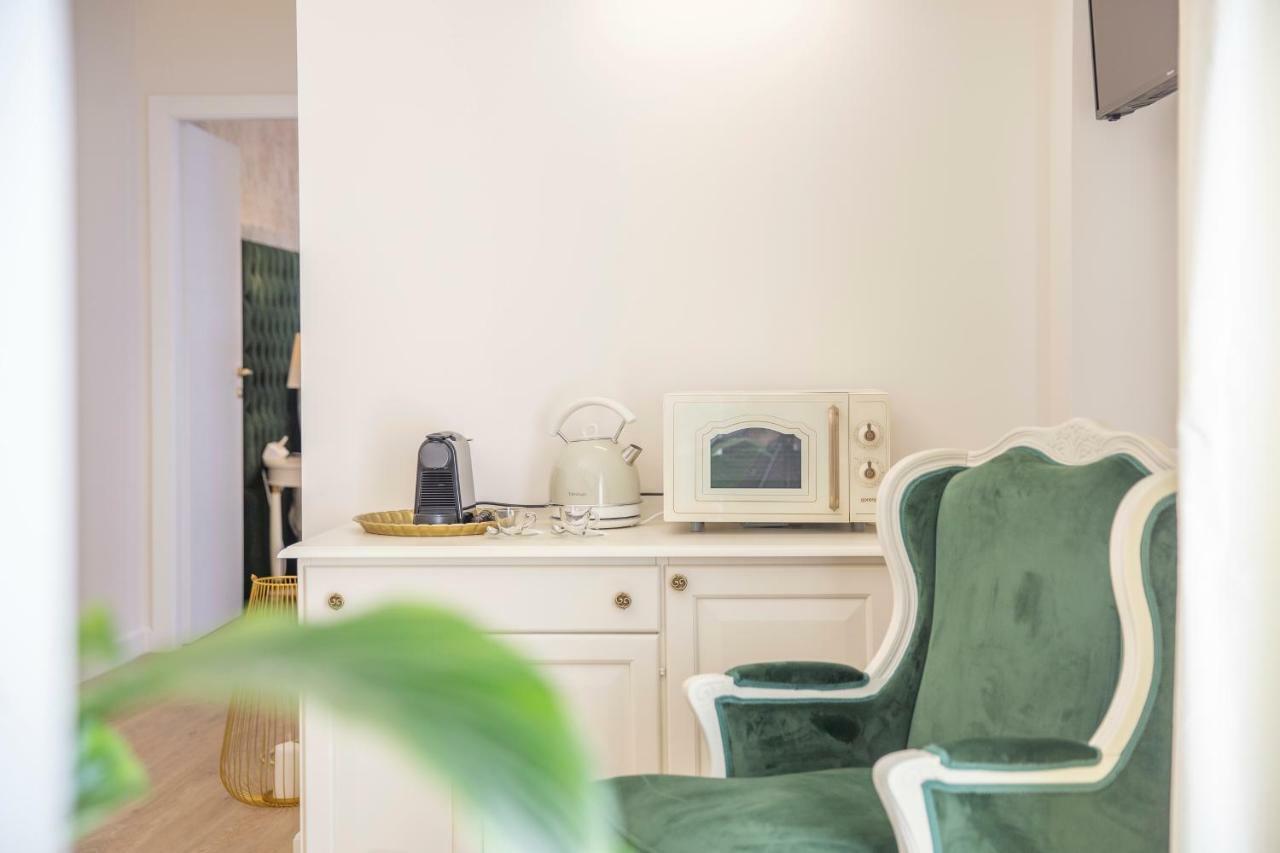Crys: Apartments, Holiday, Business, Verde Vérone Extérieur photo